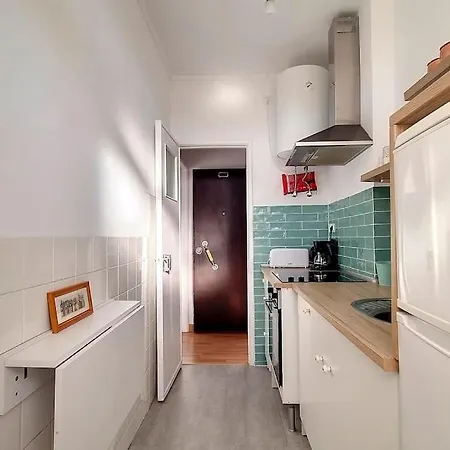Lägenhet Cozy One Bedroom Lisboa