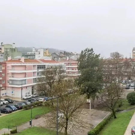 Cozy One Bedroom * Lisbon