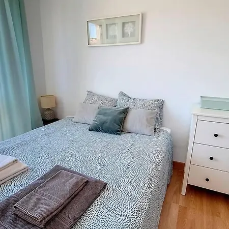 Cozy One Bedroom Lizbona