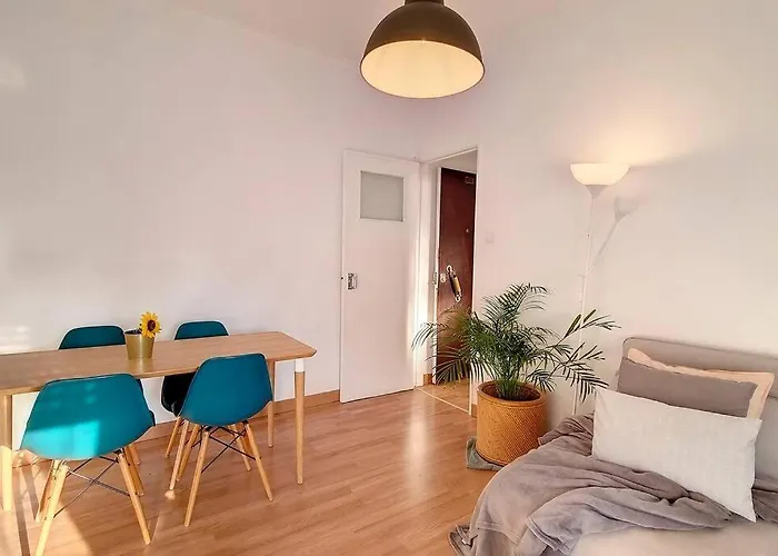 Cozy One Bedroom Lejlighed